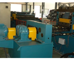 2.0伺服縱剪開平機組